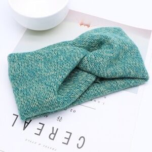 *SHIVANI* Green Solid Color Wool Cross Knit Fashion Headband